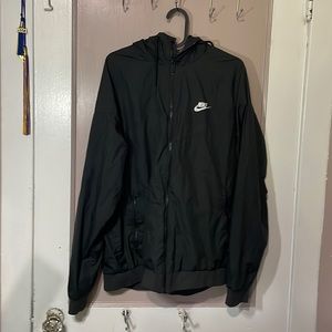 Nike windbreaker size large